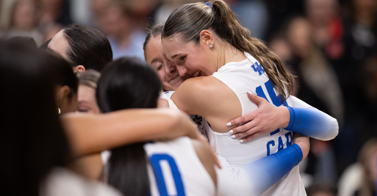 Kentucky Volleyball beats Wisconsin in thriller, will face Texas A&M in National Championship