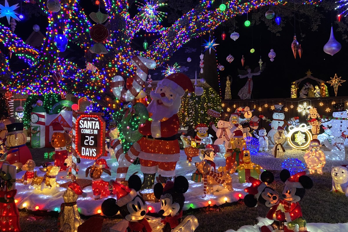 Holiday Magic Takes Over Biscayne Drive In Plano - Local Profile