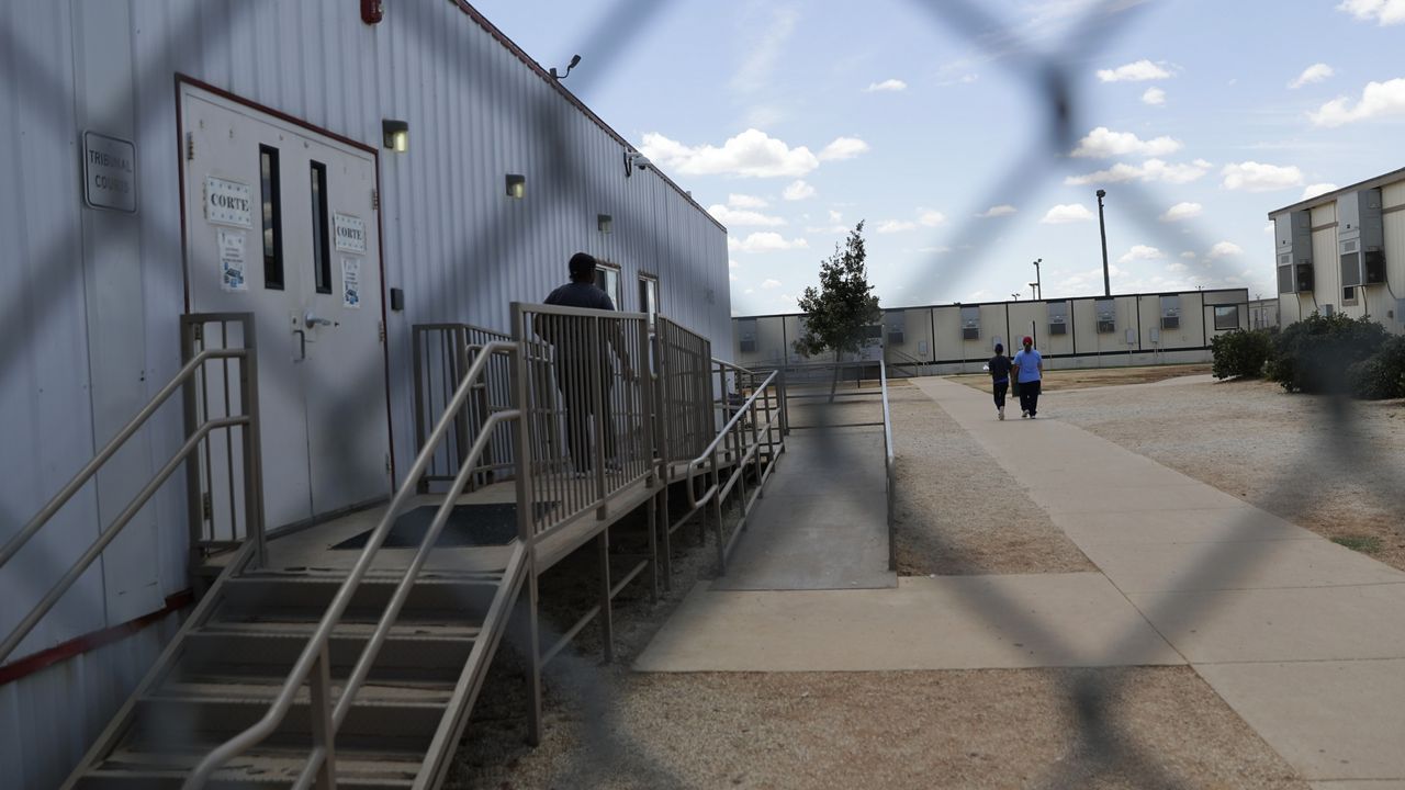Rep. Escobar conducts unannounced visit to ICE facility