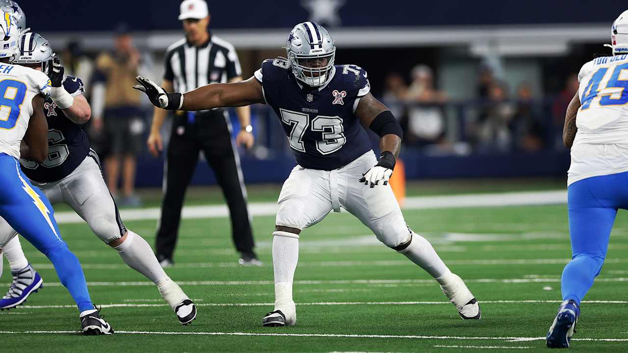 Tyler Smith to start at left tackle for the remainder of 2025 season 