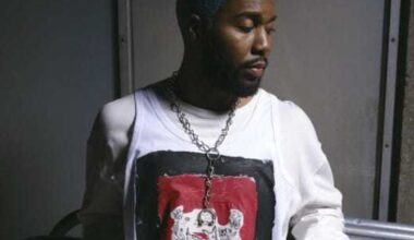 R&B artist Khalid brings summer back to Austin on 2026 tour