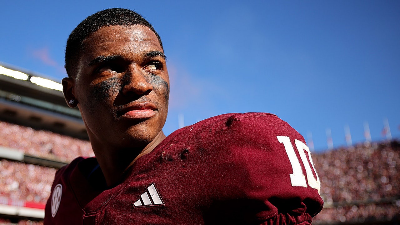Marcel Reed dismisses transfer rumors as Texas A&M prepares for CFP