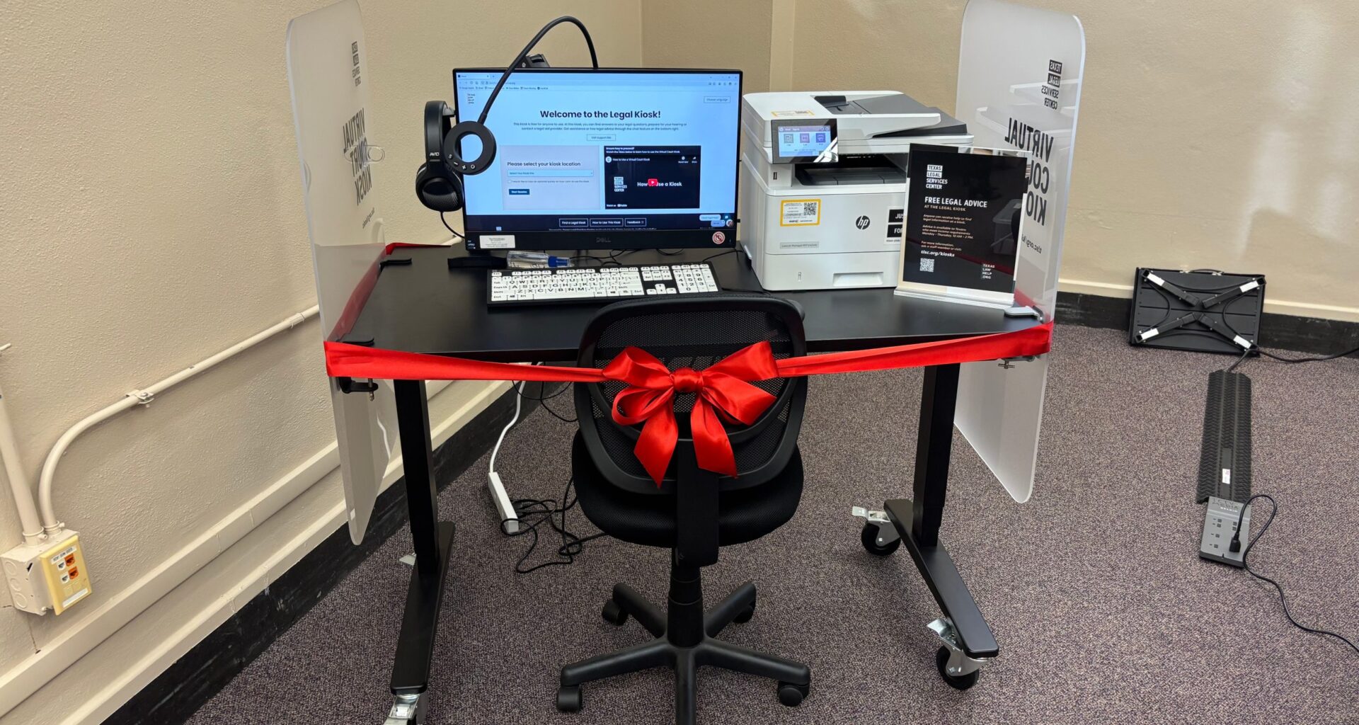 Legal Kiosk Opens in Travis County Courthouse • The Austin Chronicle