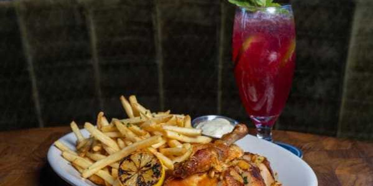 These Houston restaurants are open on New Year's Eve 2025