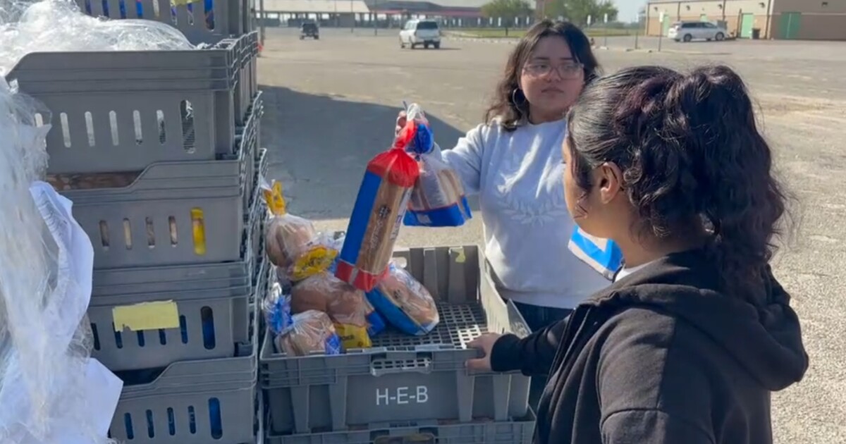 Coastal Bend Food Bank hosts Thomas J. Henry holiday food distribution
