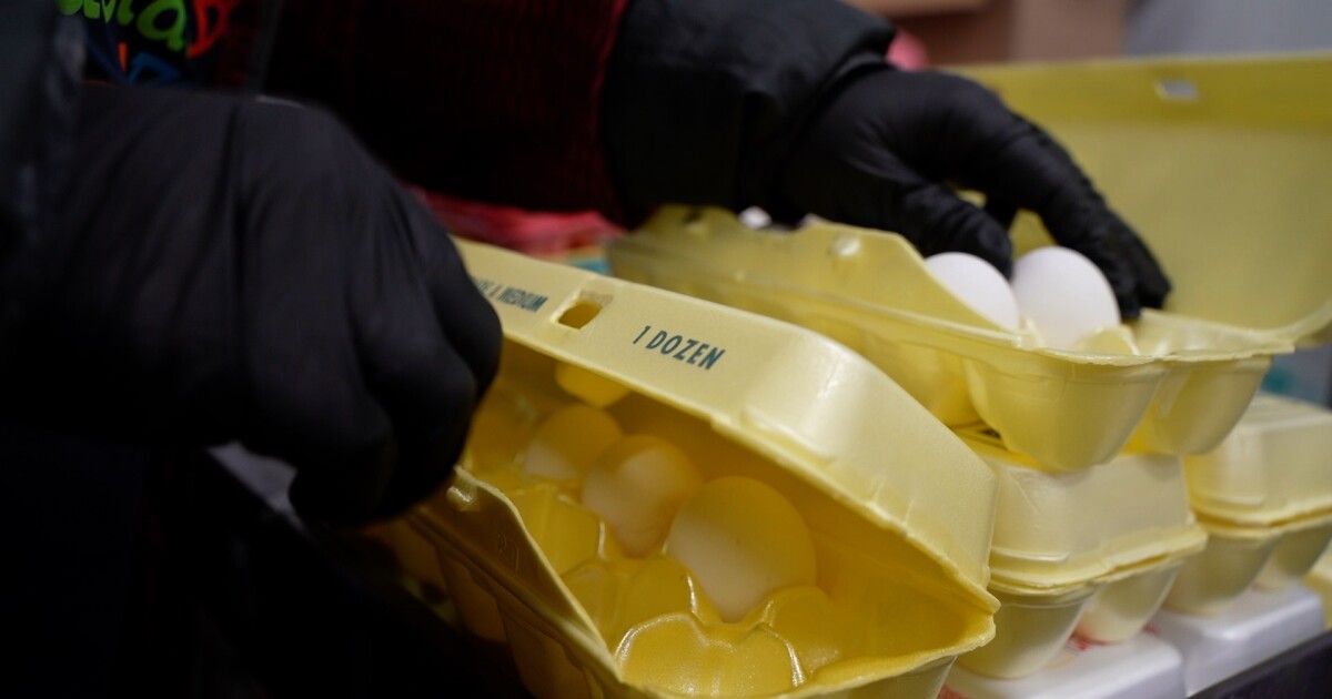 $7K holiday donation helps feed families in Banquete