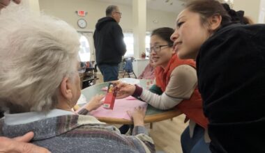 Christmas manicures bring joy to assisted living residents this holiday season