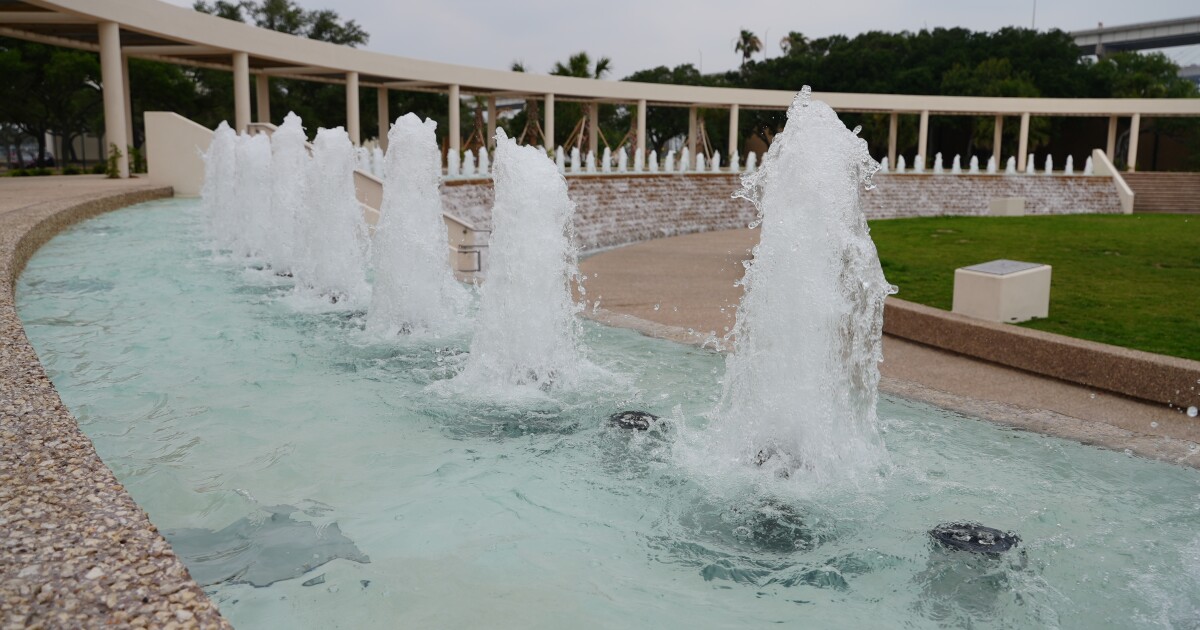 H-E-B hosts free holiday block party in downtown Corpus Christi this Friday