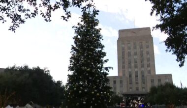 Deck the Hall: Houston Mayor's Holiday Tree Lighting on Saturday