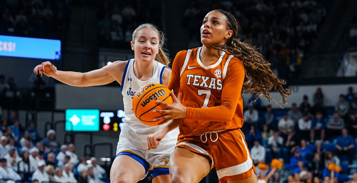 No. 2 Texas shakes up South Dakota State, 70-51