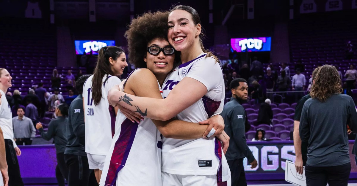 Women’s Basketball: Miles and Suarez set NCAA history with triple-doubles