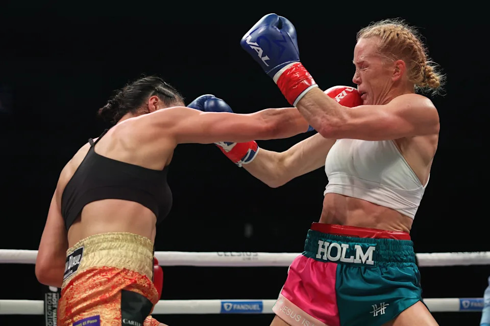 SAN JUAN, PUERTO RICO - JANUARY 03: (L-R) Stephanie Han punches Holly Holm in the WBA World Lightweight Championship bout at Coliseo Roberto Clemente on January 03, 2026 in San Juan, Puerto Rico.