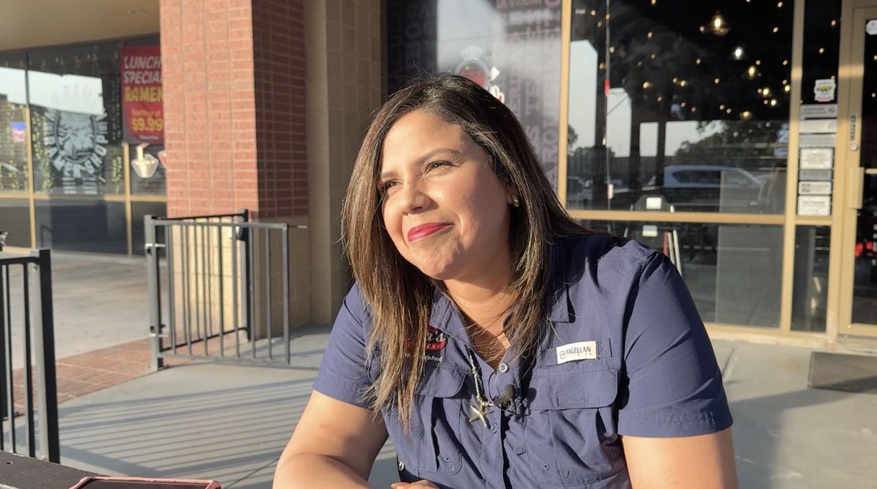 Venezuelans in San Antonio celebrate Maduro's capture