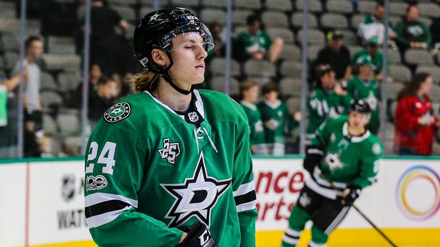 NHL: SEP 26 Preseason - Wild at Stars