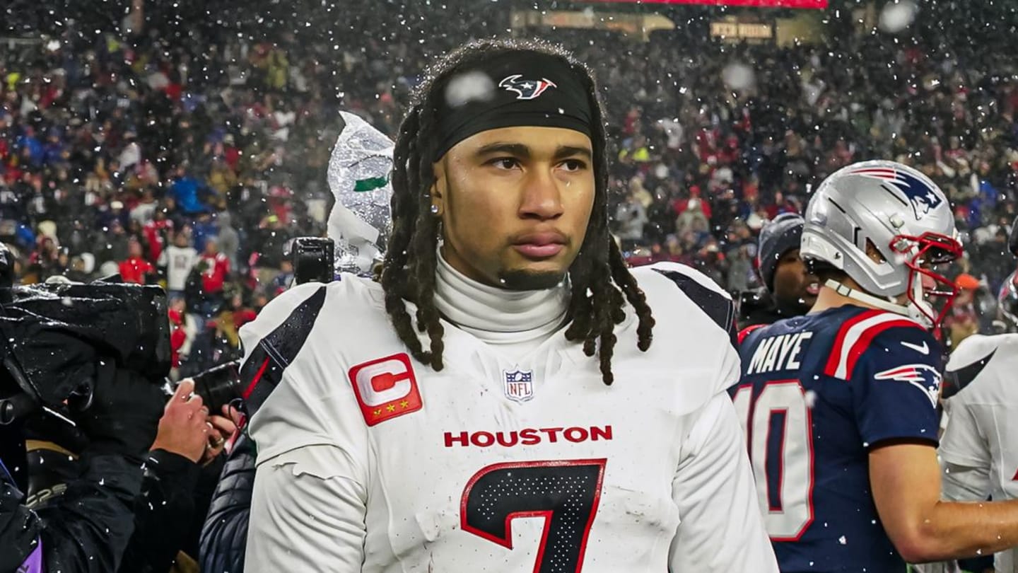 Texans Stuck With Travel Nightmare After Playoff Loss to Patriots
