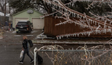 Texas braces for winter storm bearing ice and snow