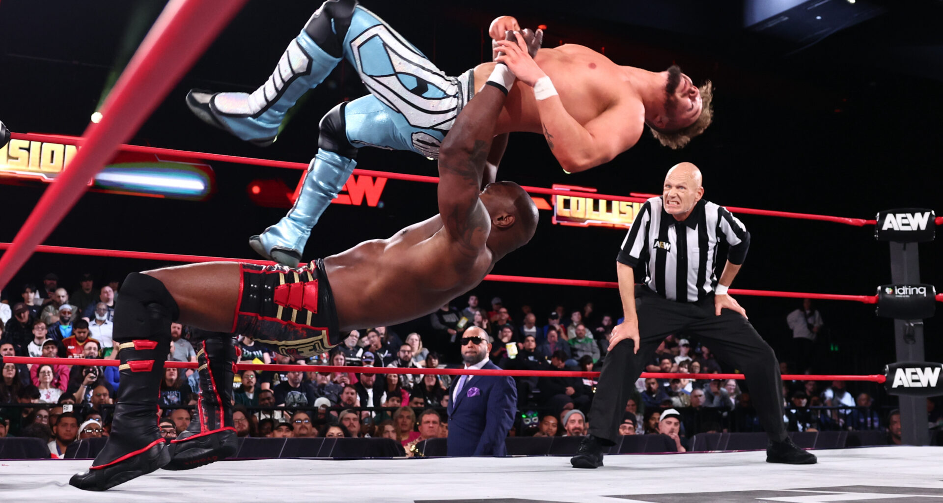 Pro wrestling contends in Texas for fans, revenue