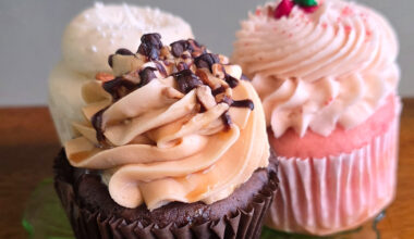The Dish: Tarrant County cupcakeries bring traditional, creative flavors