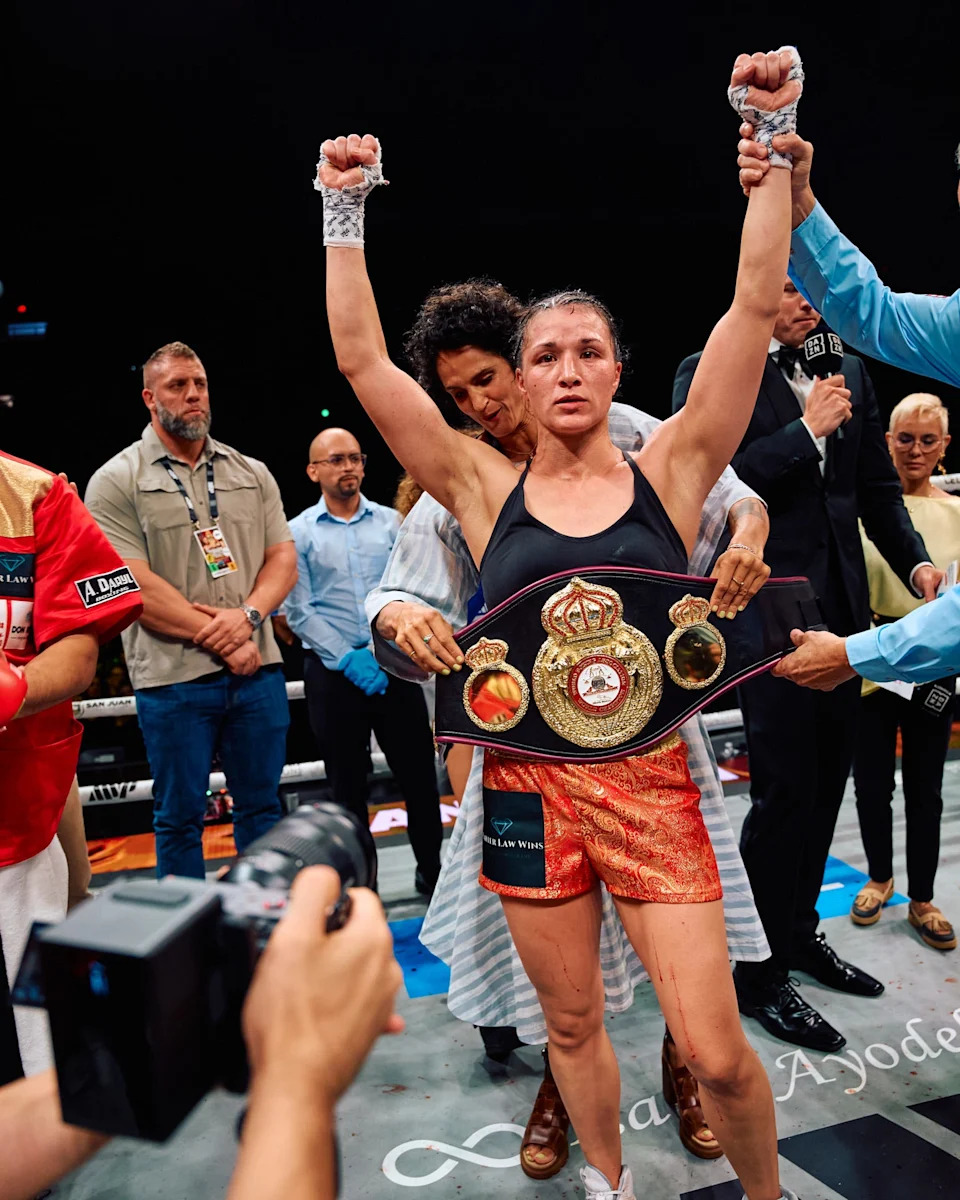 Stephanie Han def. Holly Holm for WBA lightweight title - Most Valuable Promotions