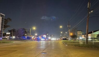 Fatal hit-and-run shuts down Houston's Broadway Street near South Loop