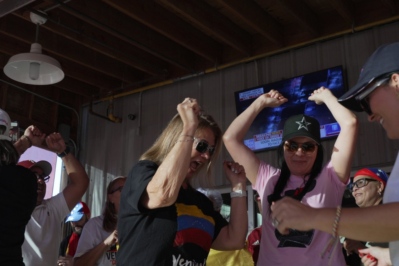 VENEZUELAN CELEBRATION - 1 (1).png