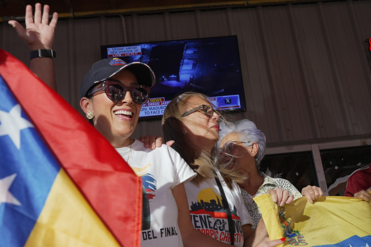 VENEZUELAN CELEBRATION - 1 (2).png