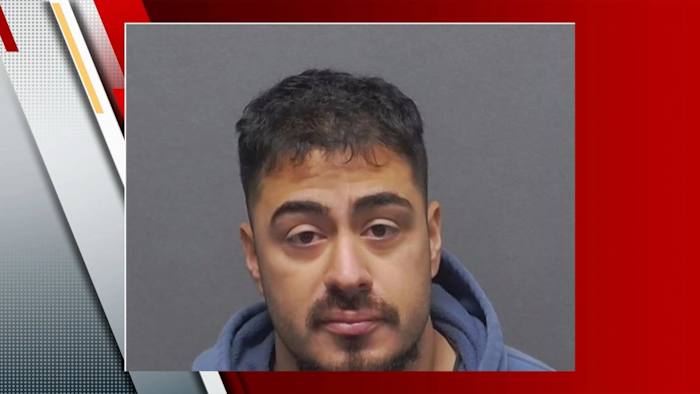 Man accused of making threats at North Side pub