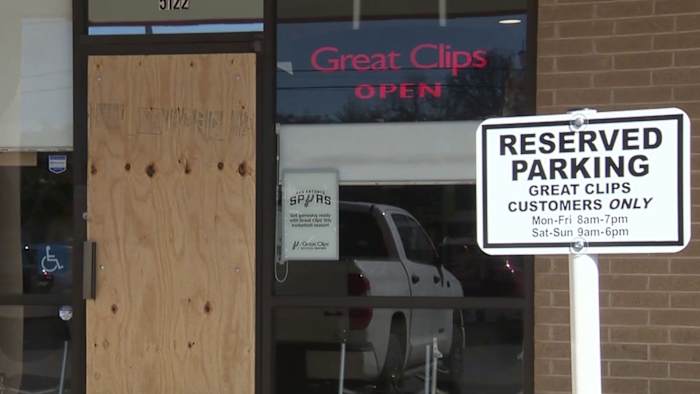At least 7 break-ins reported at San Antonio-area Great Clips locations in 1 night