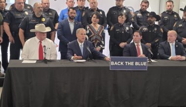 Abbott Launches Reelection Push With Police Endorsements in Fort Worth