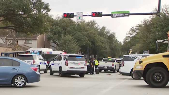 Search underway for man accused of fatally shooting woman, injuring man on Houston METRO bus