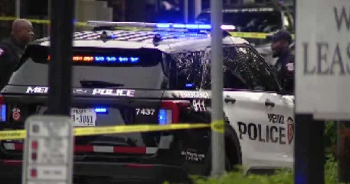 Bystander killed, another injured in west Houston METRO bus shooting, officials say