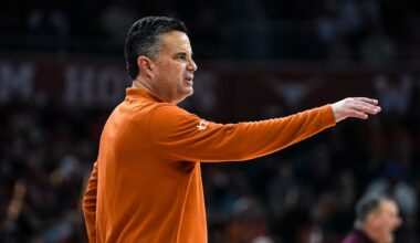 Texas basketball coach sends blunt message after loss