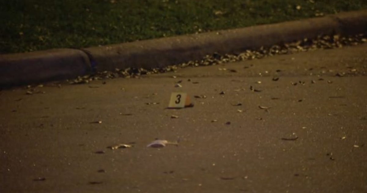 T-shirt sale turns to shootout in SW Houston; at least two injured, officials say