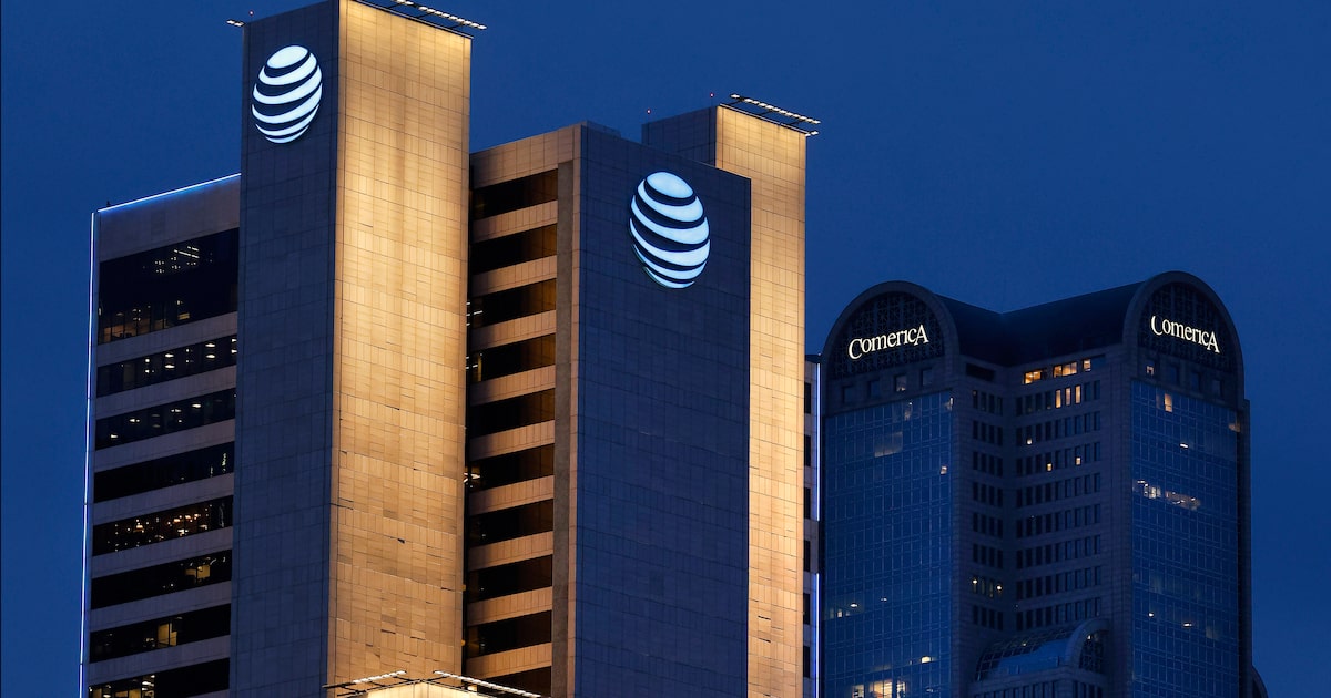 Downtown Dallas must wrestle with future after AT&T exodus