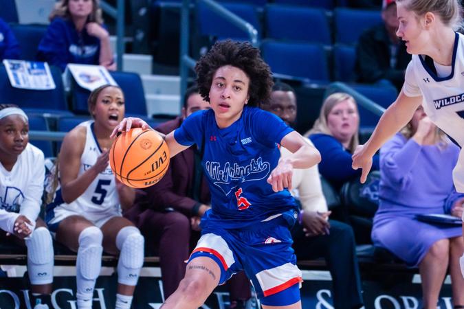 Lady Mavs Push Abilene Christian to Final Possession in 59–56 Road Loss