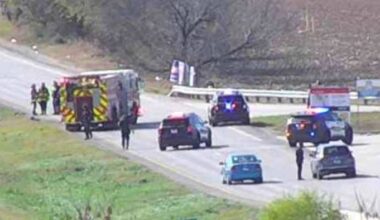 Woman killed in possible Southwest Side hit-and-run off Interstate 35, SAPD says