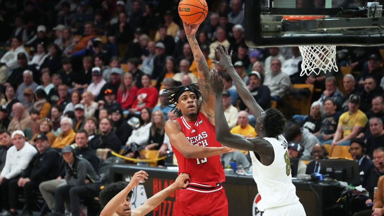 No. 14 Texas Tech hangs on for 73-71 victory at Colorado