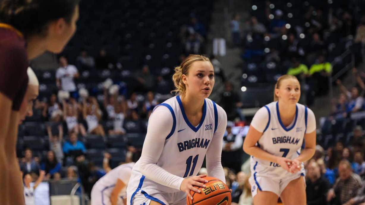 Gibb, BYU women overwhelm shorthanded Houston for bounceback win