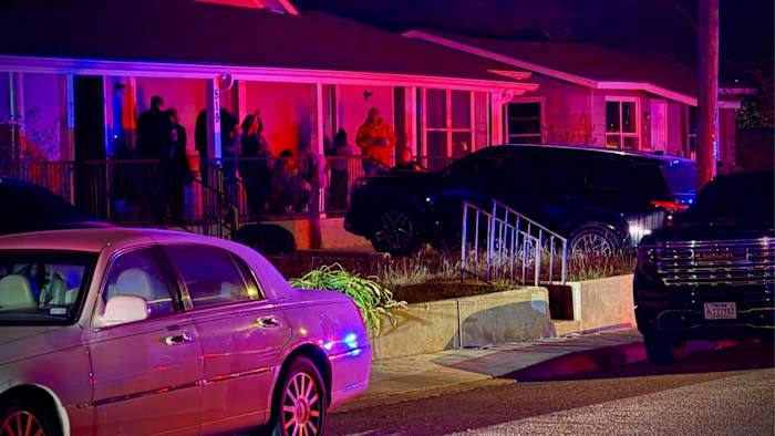 Man stabs sister in argument at East Side home, SAPD says