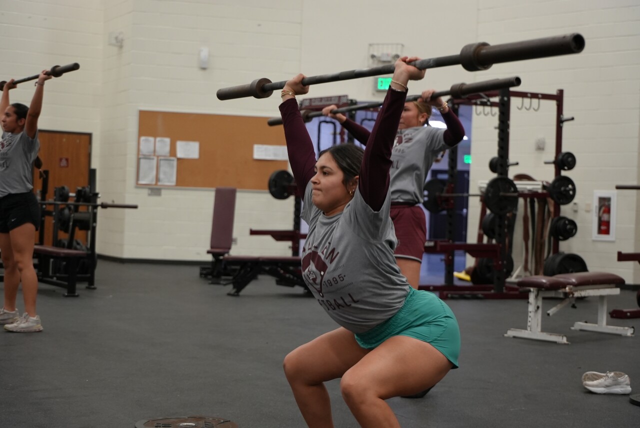Calallen softball senior Kaylie Lopez
