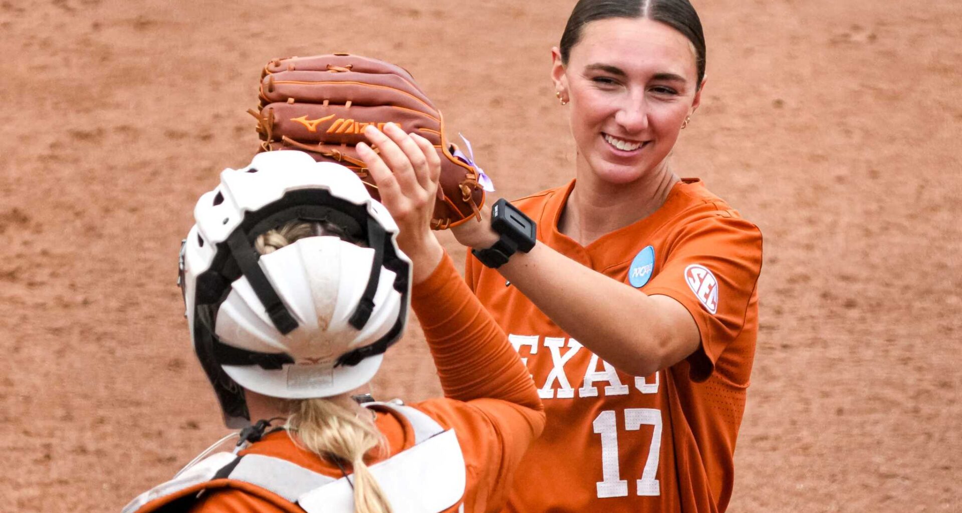 Teagan Kavan, Reese Atwood get preseason nods for No. 2 Texas softball