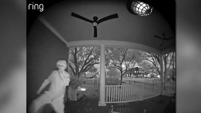 Viral ‘door kick’ challenge sparks safety concerns in Heights neighborhood