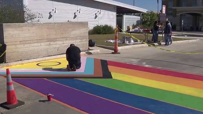 Planned Parenthood South Texas adds rainbow colors to San Antonio location’s entrance