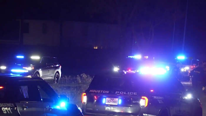 Pedestrian found dead in middle of road in apparant hit-and-run crash in southwest Houston