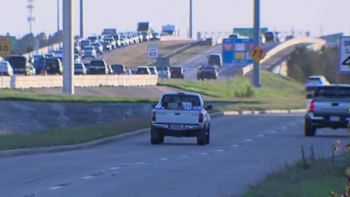 Off-duty HPD officer arrested, accused of racing on Grand Parkway with child in back seat