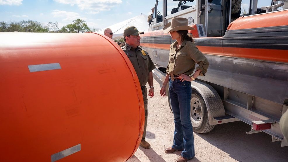 New buoys being installed in the Rio Grande near Brownsville (Courtesy DHS)