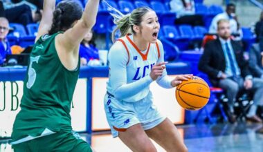 Chappell, Meekins Power No. 11 Lady Chaps Past Greyhounds