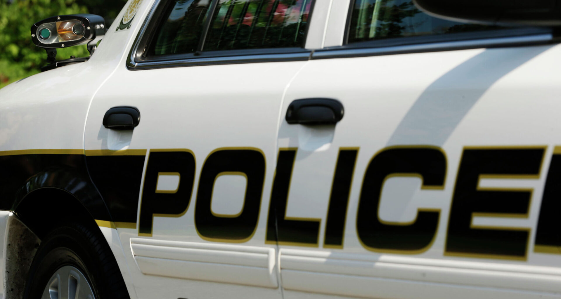 Motorcyclist fleeing authorities crashes near San Antonio, dies