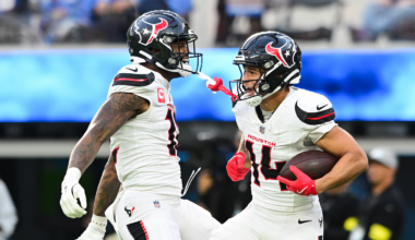 Houston Texans face big test in divisional playoff game against New England Patriots