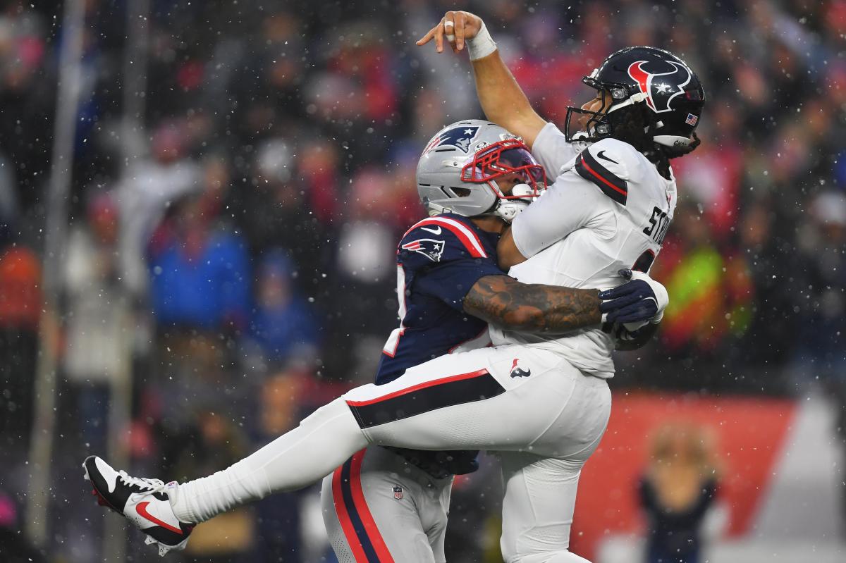 C.J. Stroud's four-interception debacle hurts Texans vs. Patriots